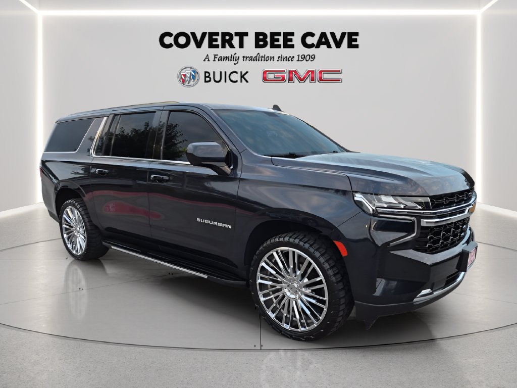 2023 Chevrolet Suburban LS