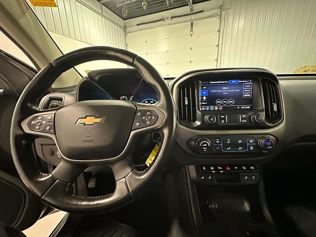 Used 2021 White Chevrolet Z71 image 39