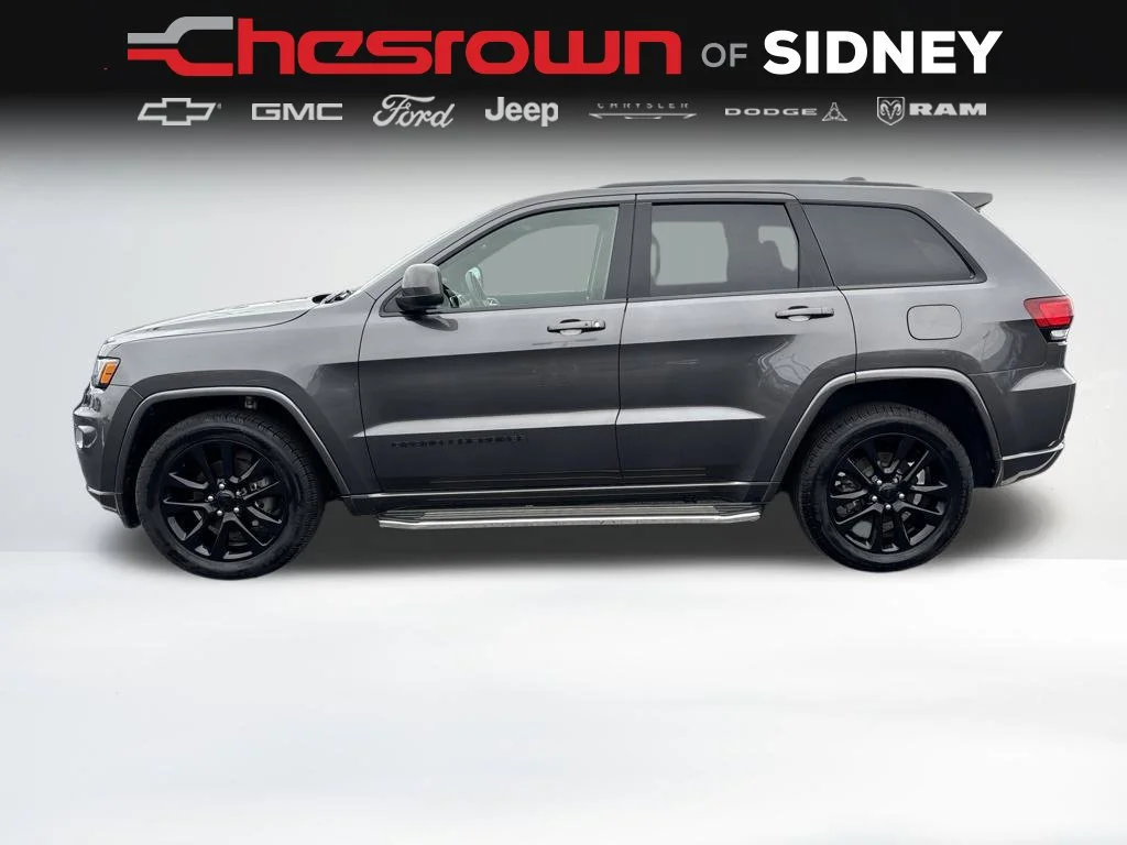 Used 2018 Jeep Grand Cherokee Altitude with VIN 1C4RJFAG5JC468406 for sale in Sidney, OH