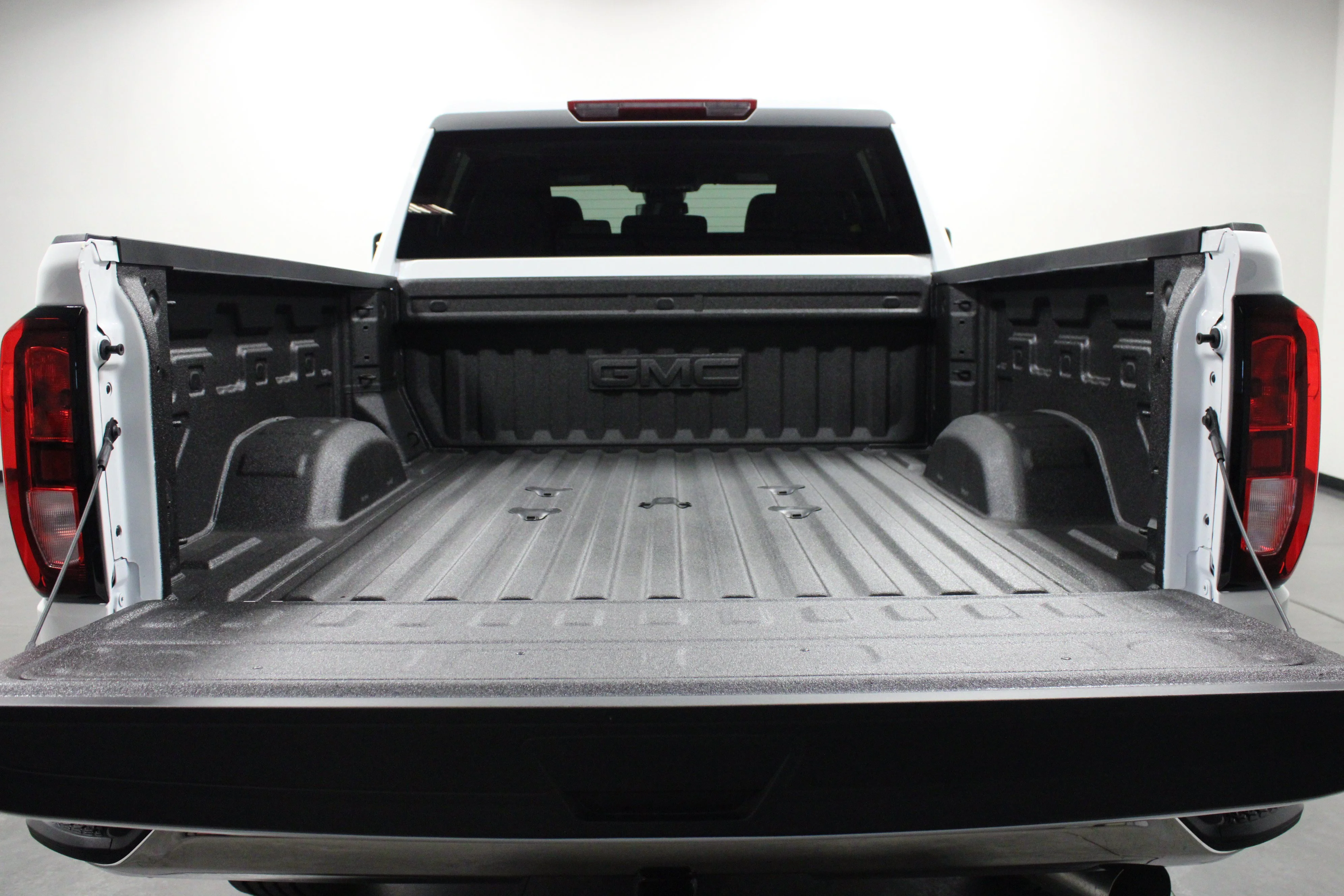 2026 GMC Sierra 2500HD SLE - Photo 13