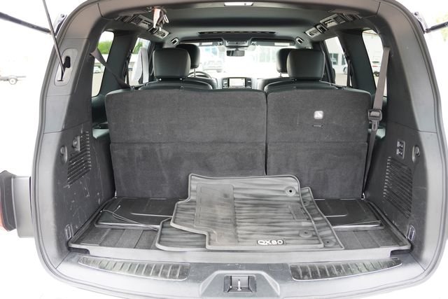 Certified Used 2020 White INFINITI LUXE image 24