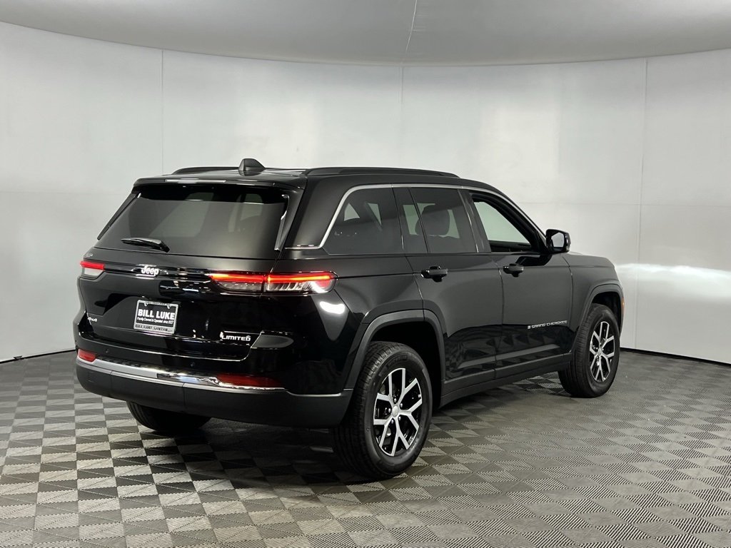 2024 Jeep Grand Cherokee Limited photo 2