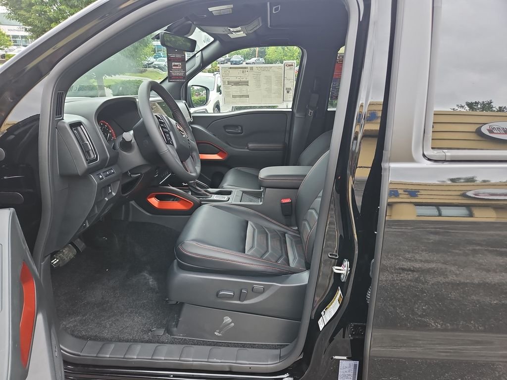 New 2026 Black Nissan PRO-4X image 9