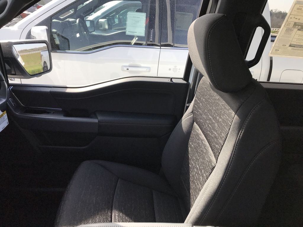 New 2026 White Ford XLT image 24