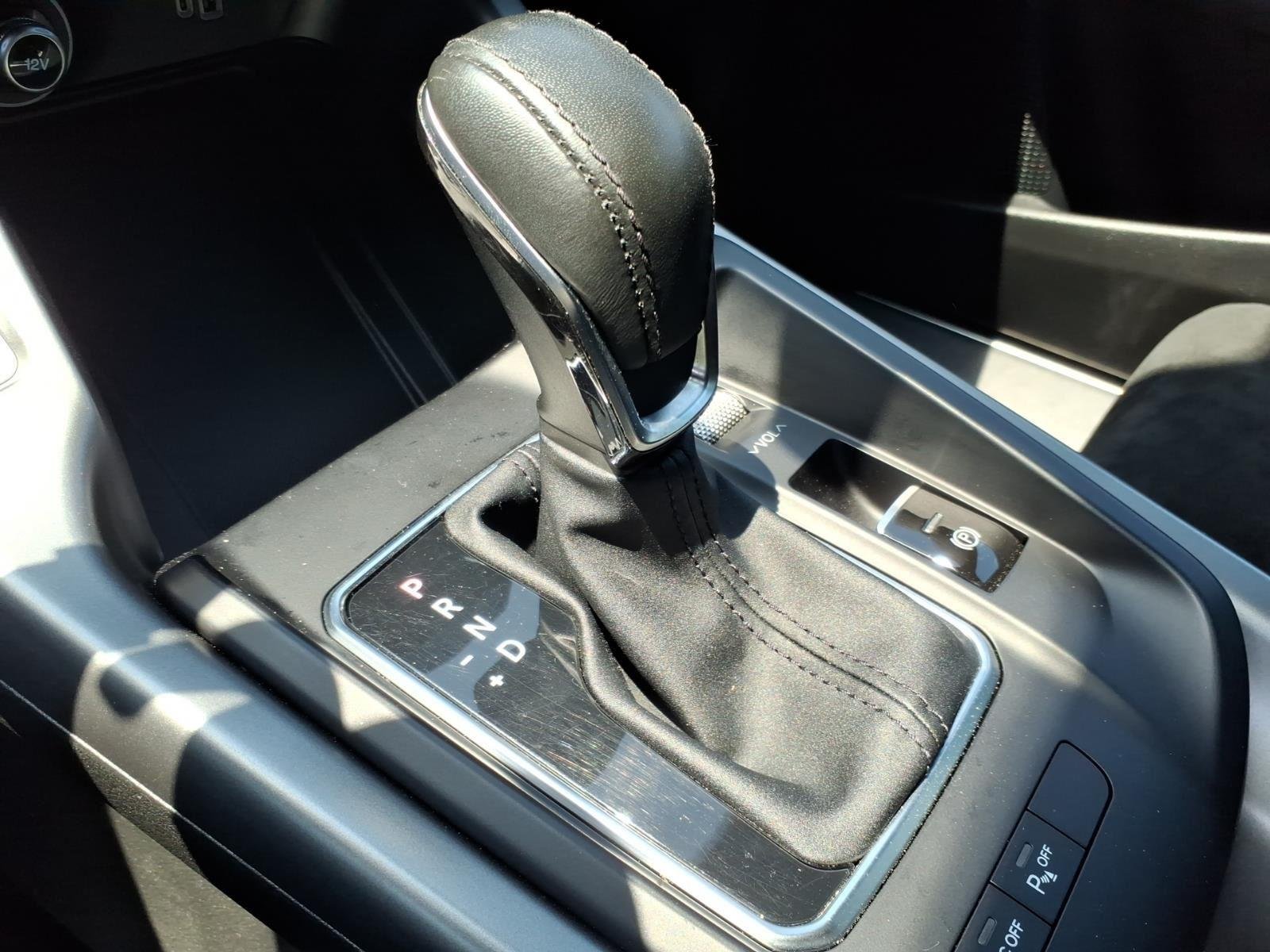 Used 2024 Acapulco Gold Dodge R/T image 7