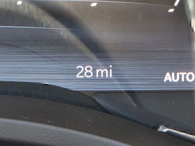 New 2026 Diamond Black Crystal Pearl-Coat Exterior Paint RAM Laramie image 25