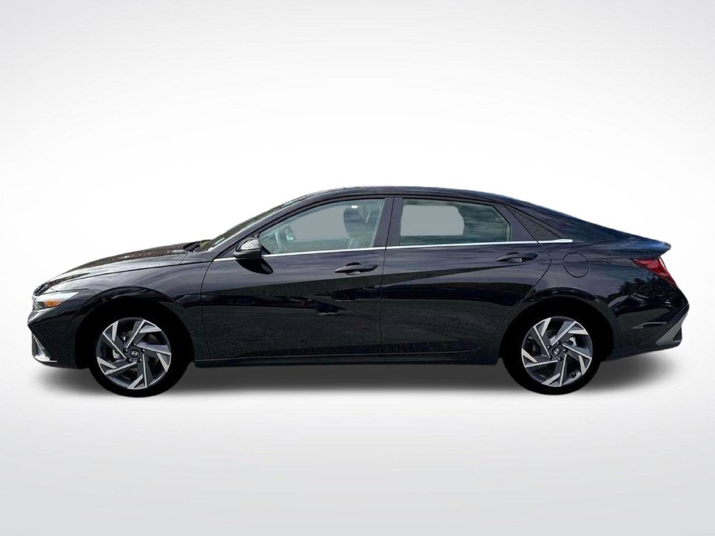 New 2026 Black Hyundai Limited image 22