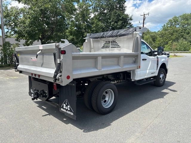 2026 Ford F-350 Super Duty Chassis Cab XL - Photo 23