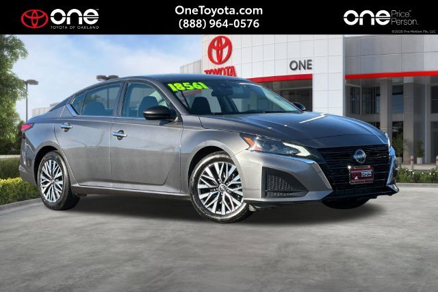 2024 Nissan Altima SV