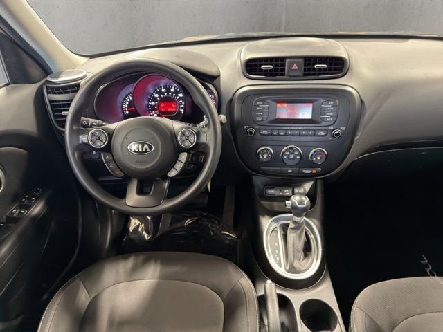 Used 2015 Brown Kia Base image 2