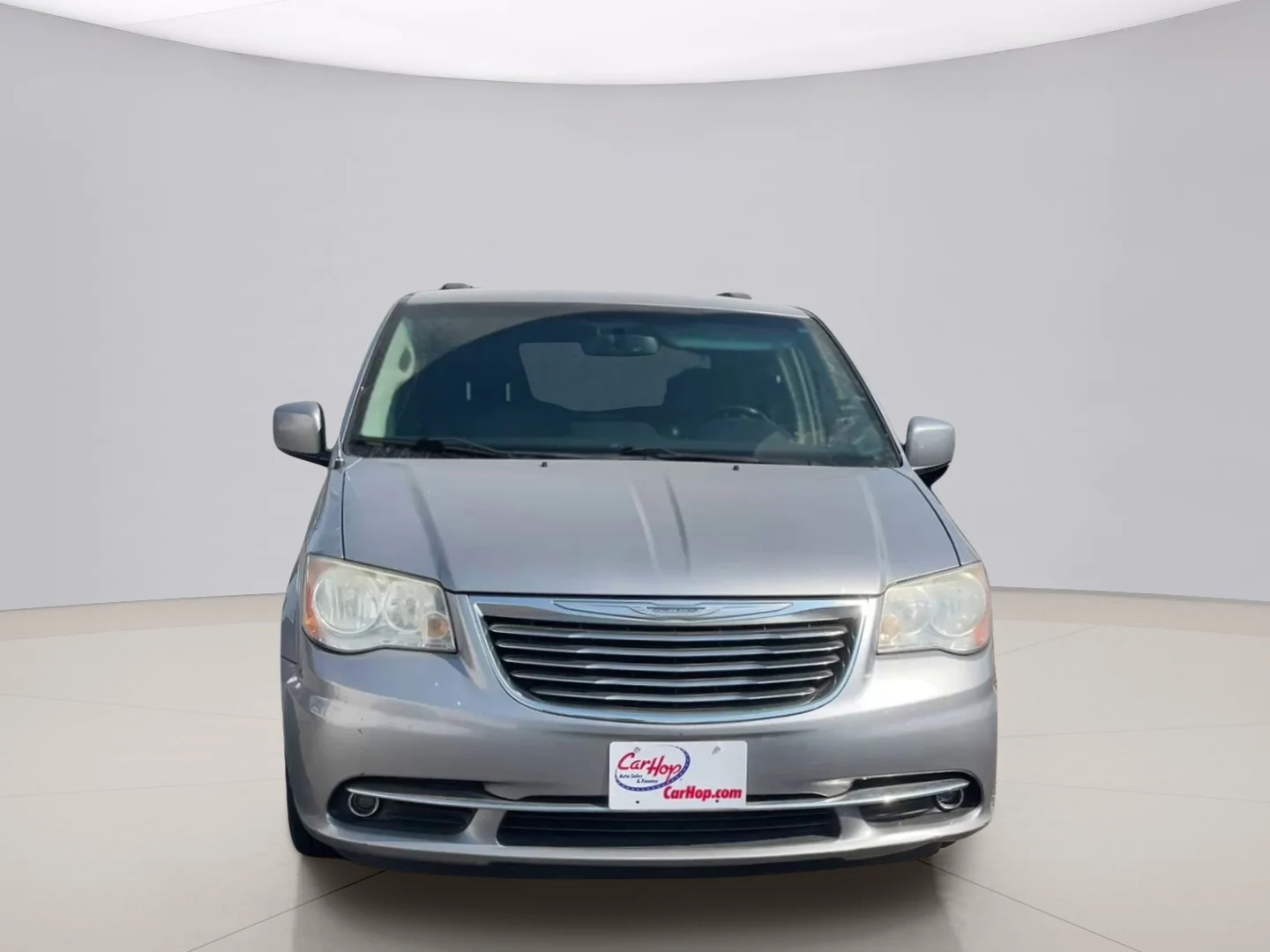 Used 2013 Silver Chrysler TOURING image 8