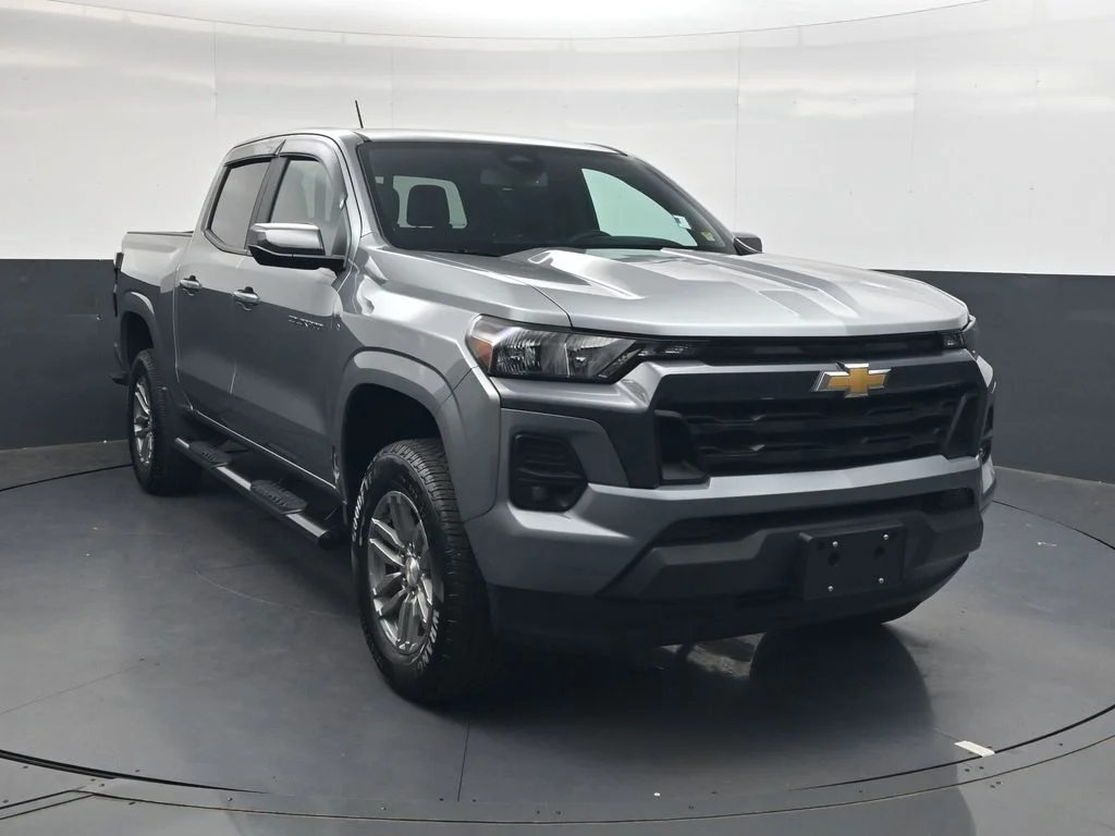 Used 2024 Gray Chevrolet LT image 2