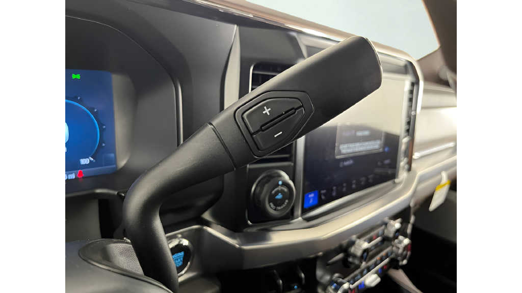 New 2026 Star White Metallic Tri-Coat Ford F-350® King Ranch® image 16