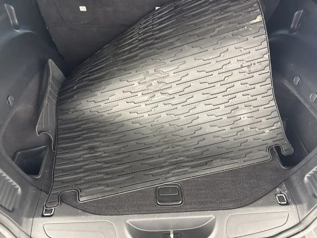 Used 2020 Gray Jeep Altitude image 23