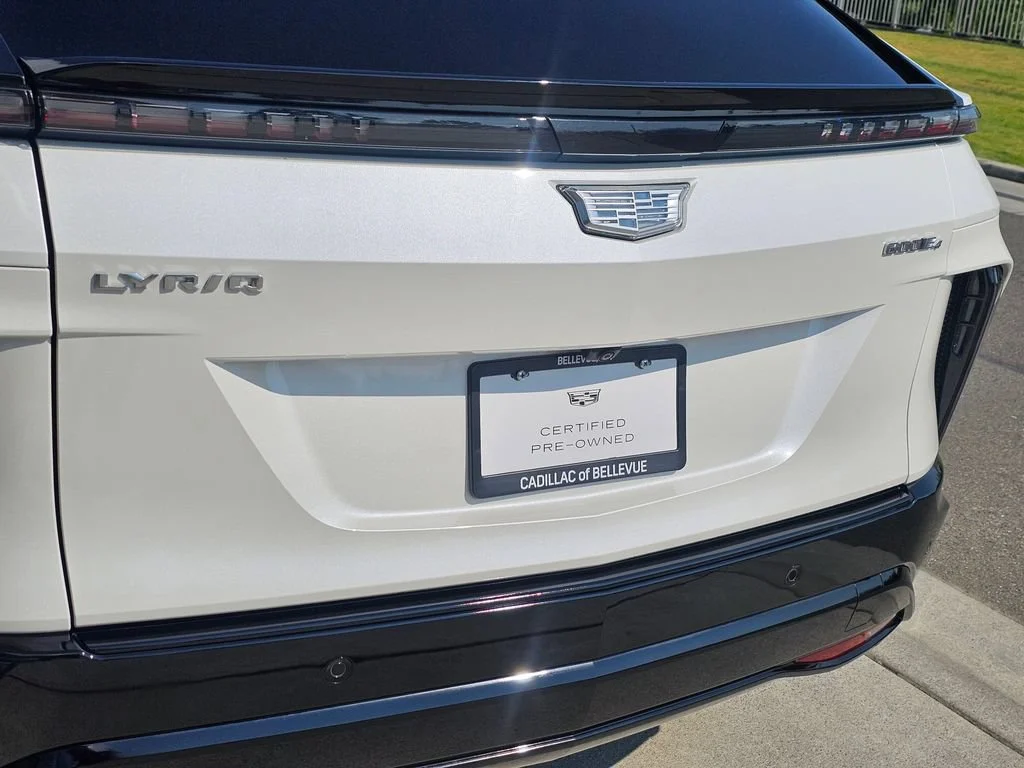 Used 2024 Crystal White Tricoat Cadillac Sport 2 image 14