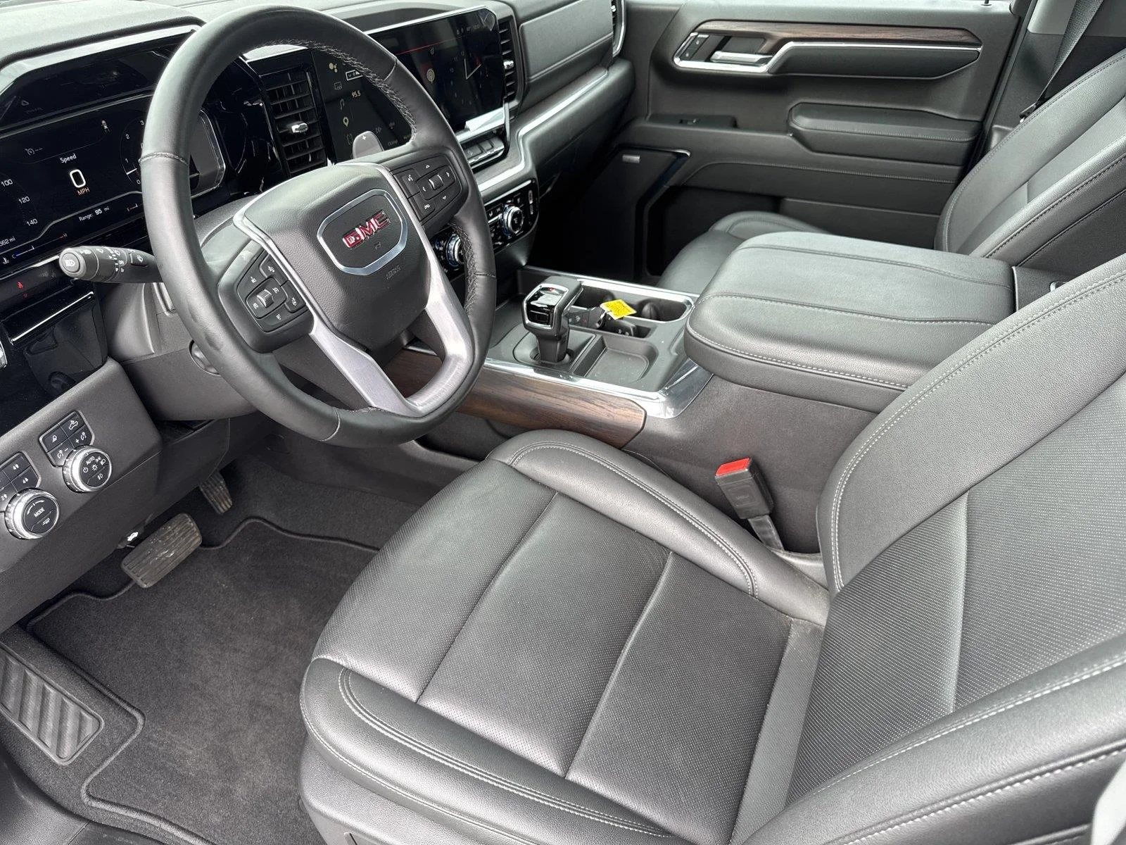 Used 2024 Summit White GMC SLT image 10