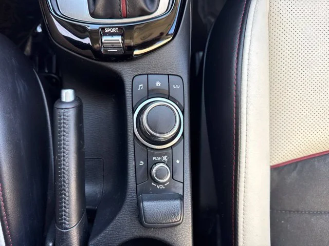 Used 2016 Red Mazda Grand Touring image 18