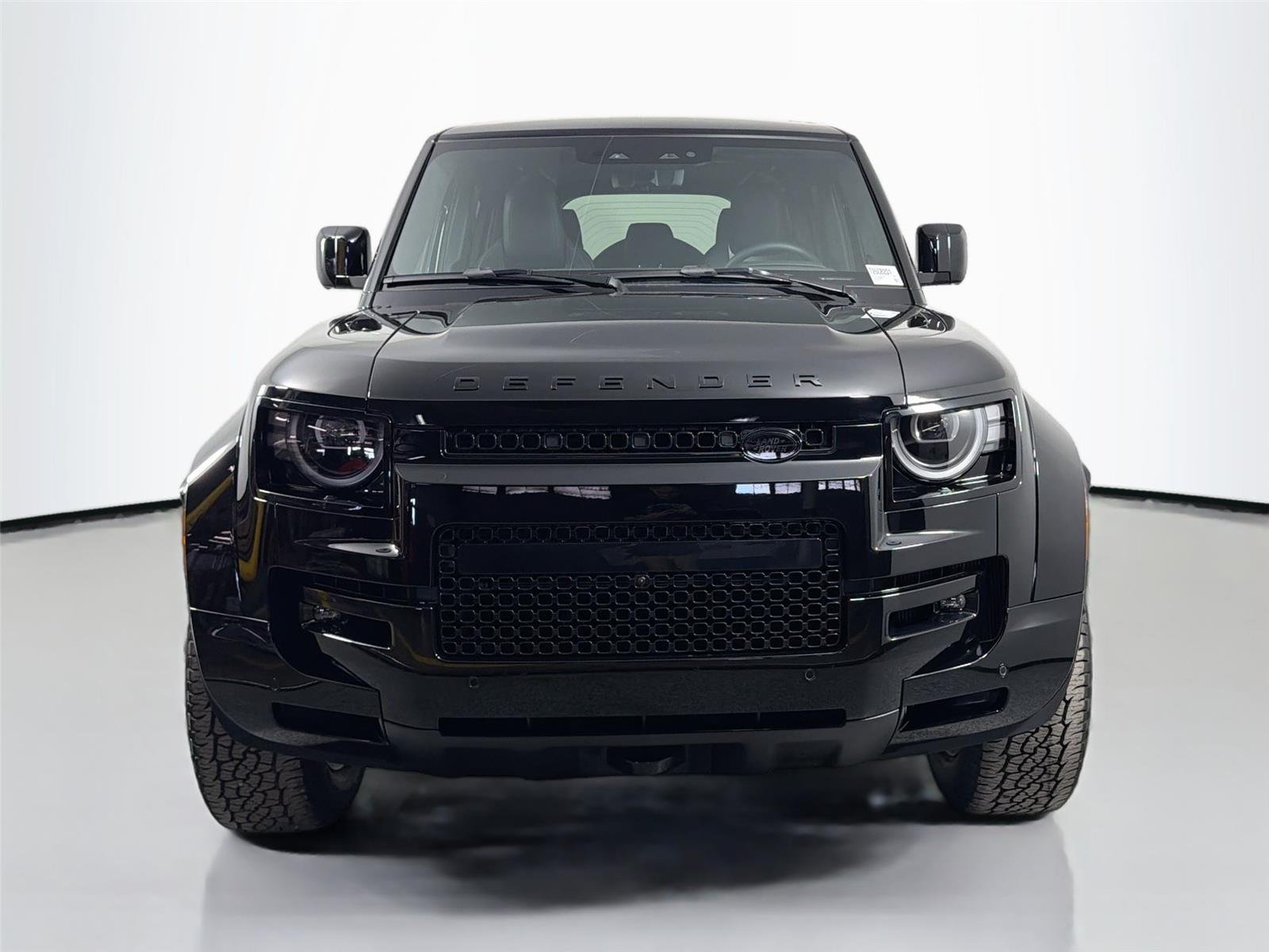 New 2026 Narvik Black LAND ROVER 110 OCTA V8 635PS image 2