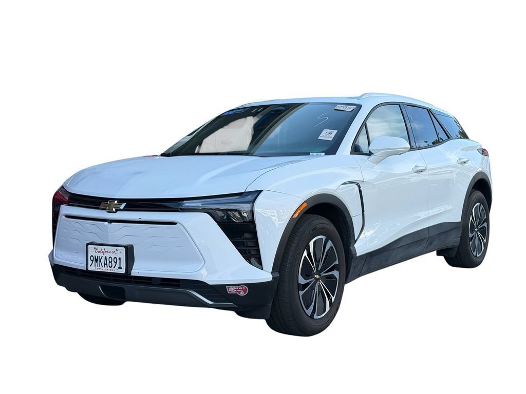 Used 2024 Summit White Chevrolet LT image 11