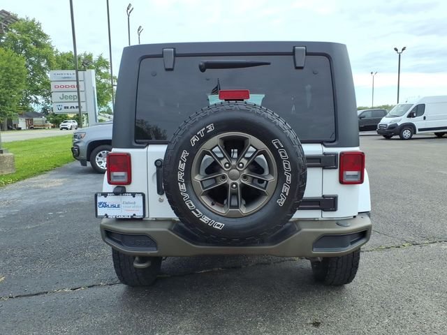 Used 2017 White Jeep Unlimited Sahara image 6