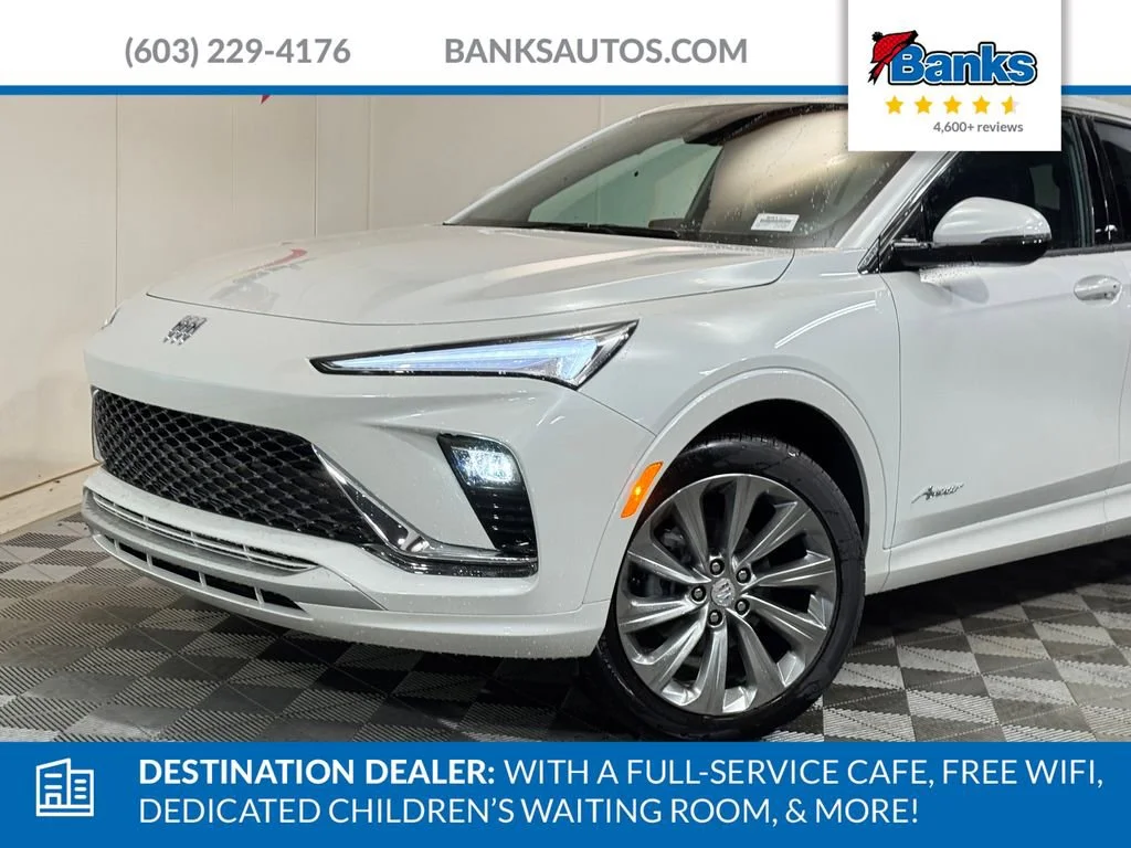 New 2026 White Frost Tricoat Buick Avenir image 3