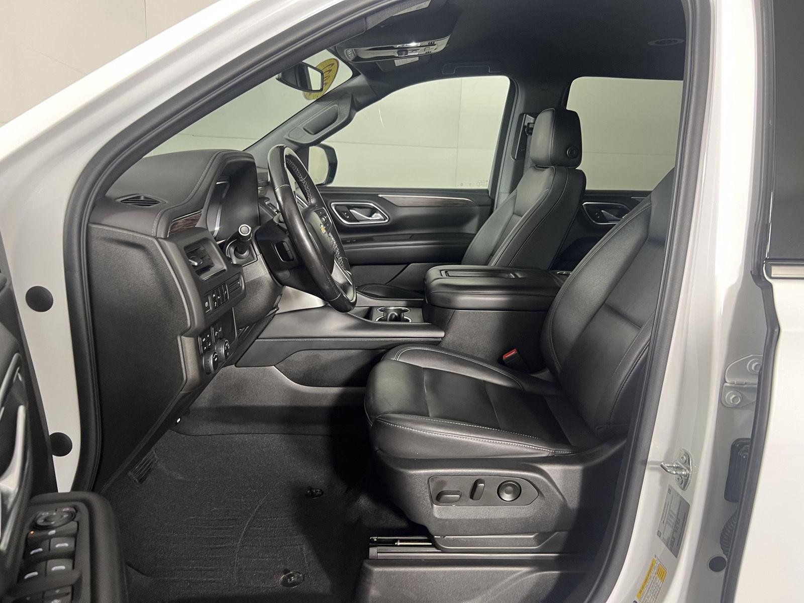 Used 2022 Summit White Chevrolet LT image 13