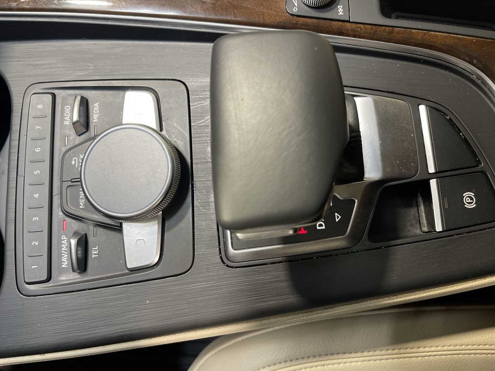 Used 2018 White Audi Tech Premium Plus image 17