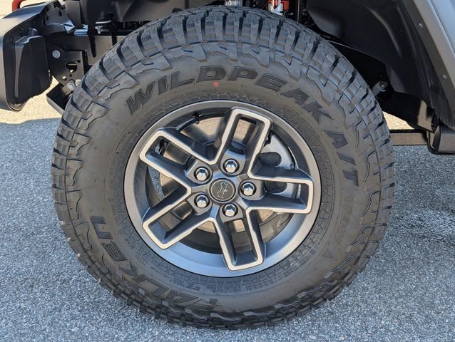 New 2026 Black Clear-Coat Exterior Paint Jeep Mojave image 13