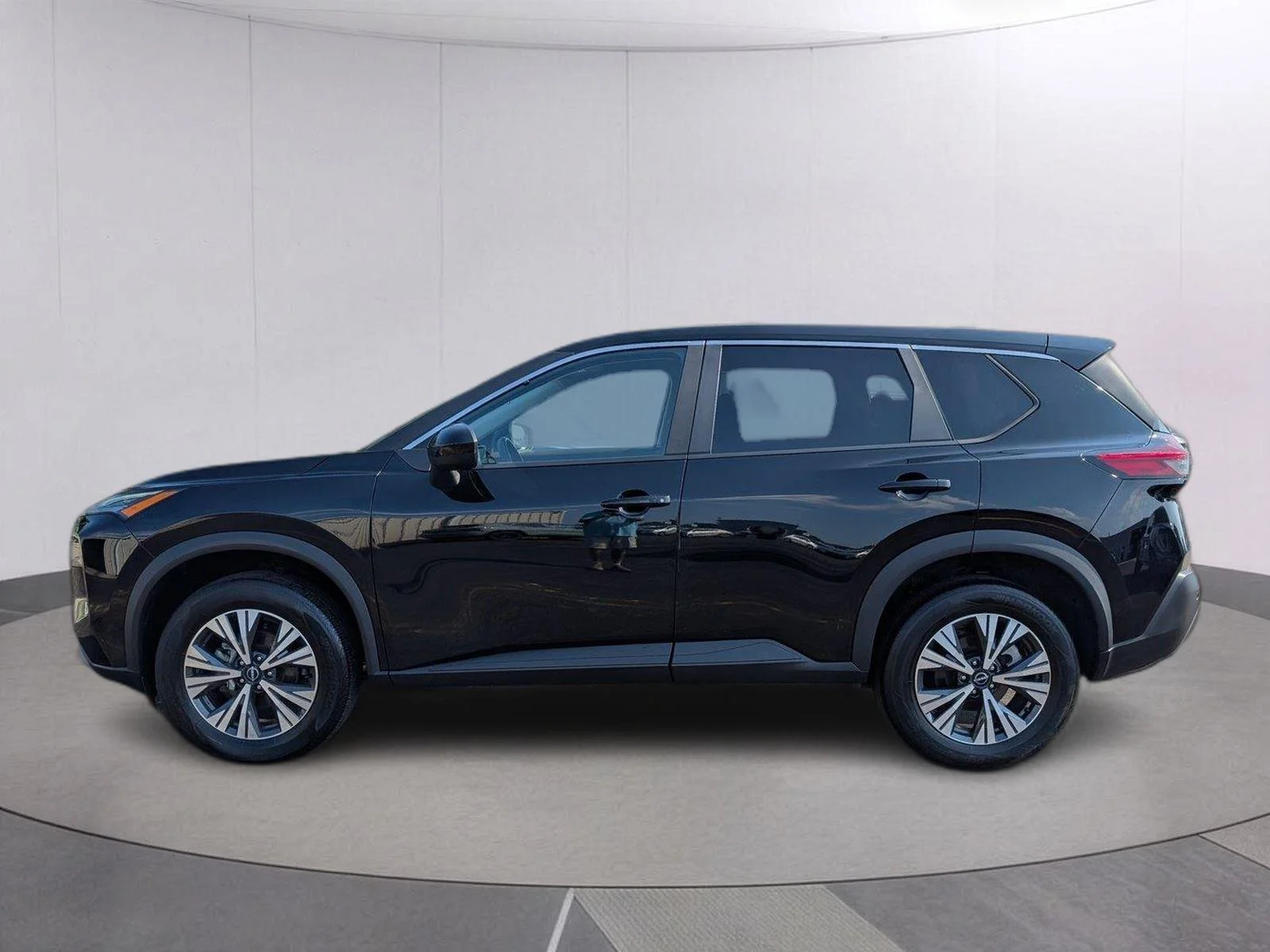 Used 2023 Super Black Nissan SV image 2