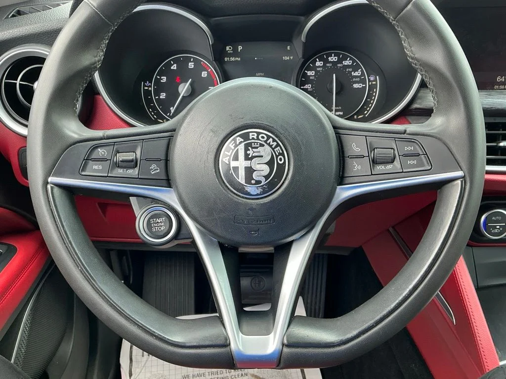 Used 2019 White Alfa Romeo Base image 45