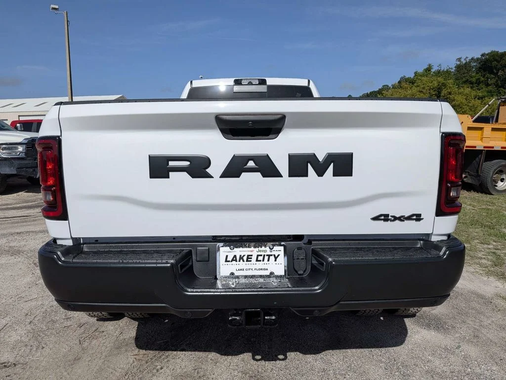 New 2026 Bright White Clear-Coat Exterior Paint RAM Tradesman image 4
