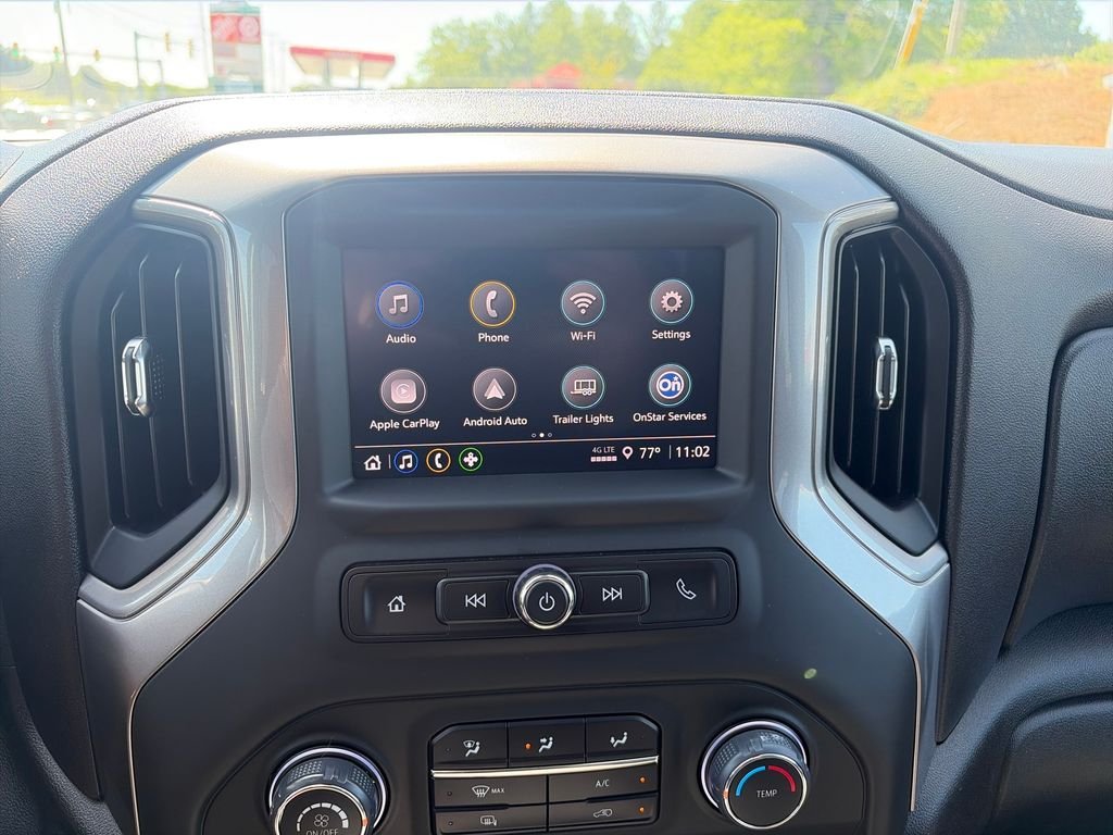 Used 2025 White Chevrolet Custom image 19