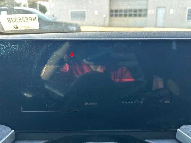 Used 2025 White Nissan SV image 21
