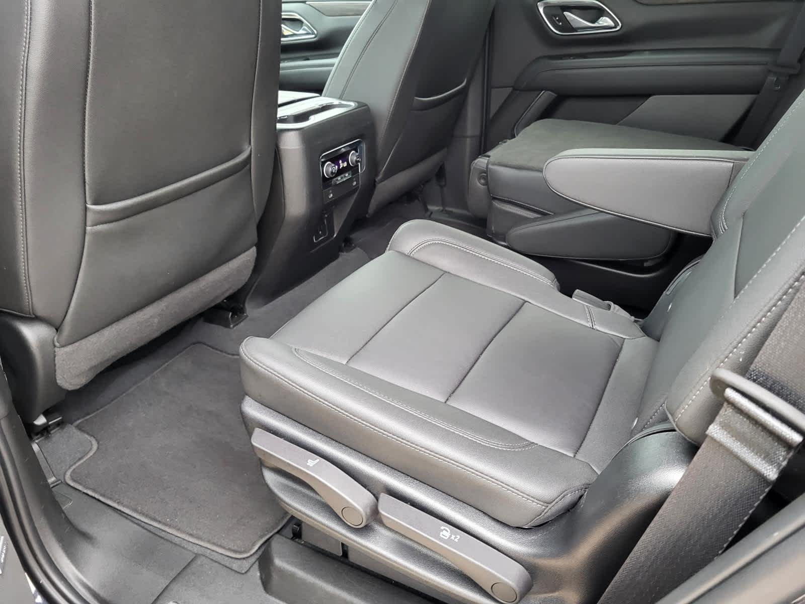 Used 2023 Dark Ash Metallic Chevrolet Z71 image 14