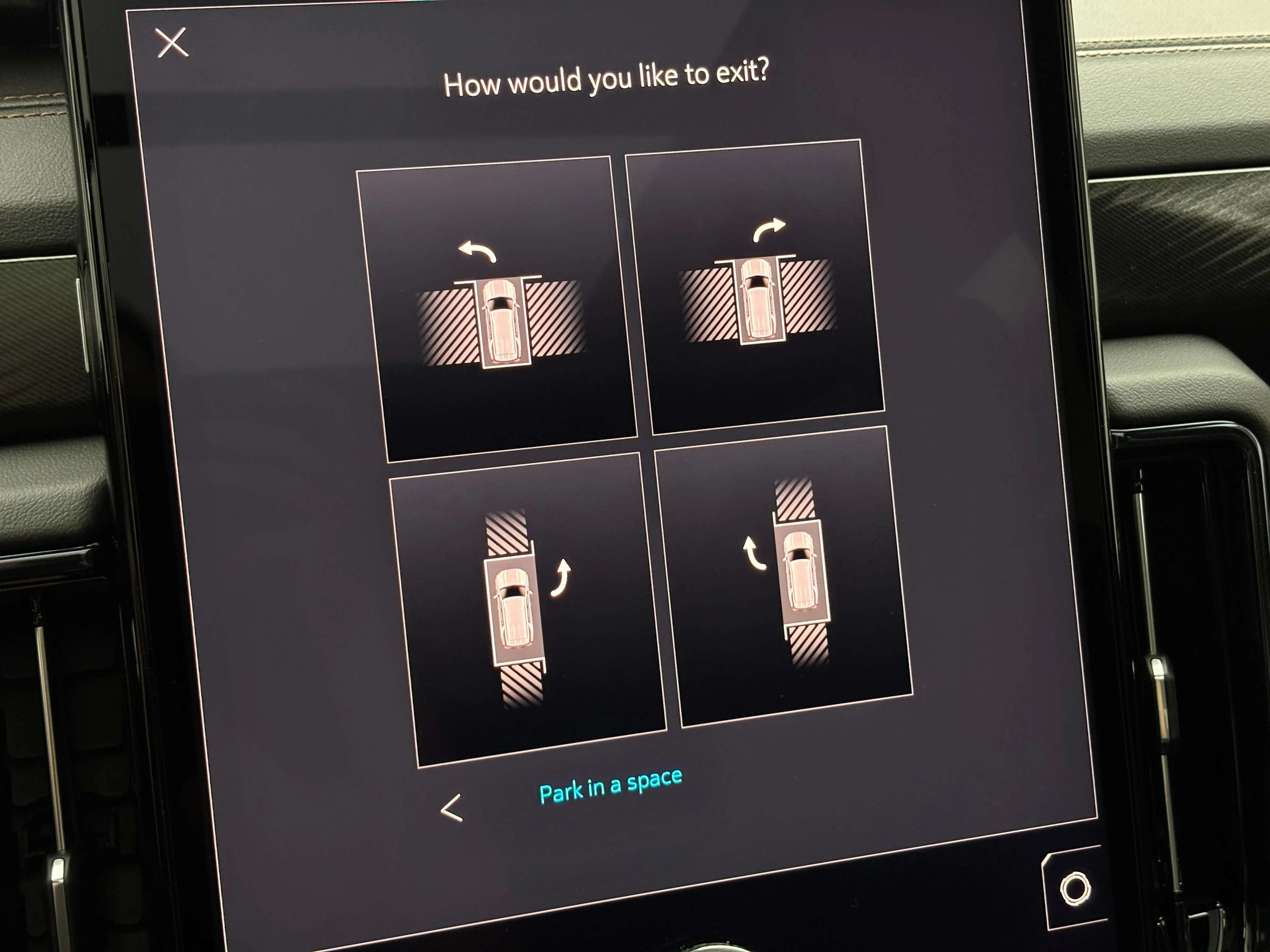 2026 GMC Yukon AT4 - Photo 31