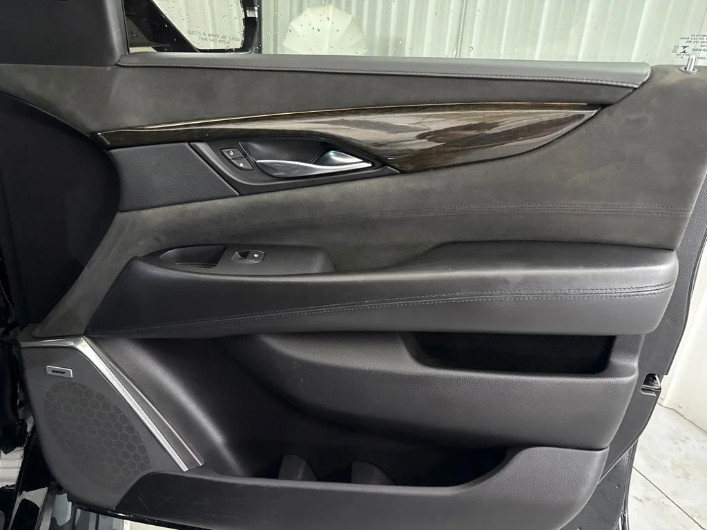 Used 2019 Black Raven Cadillac Platinum Edition image 21