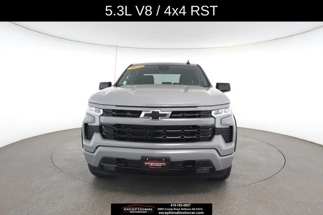 Used 2024 Gray Chevrolet RST image 31