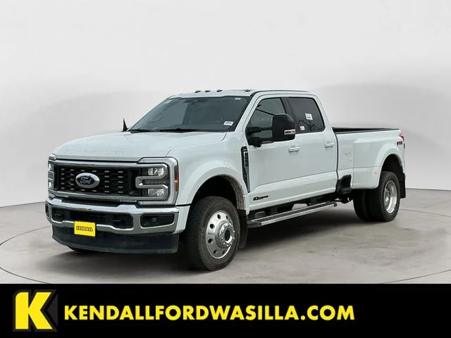 2025 Ford F-450 Lariat 4x4 Crew Cab 8' Box DRW's photo