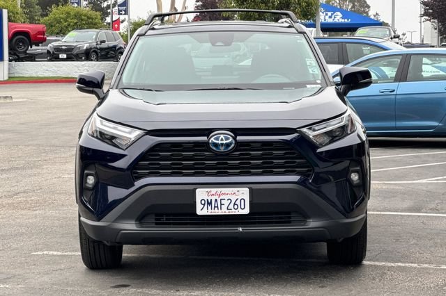Used 2024  Toyota XLE Premium image 10