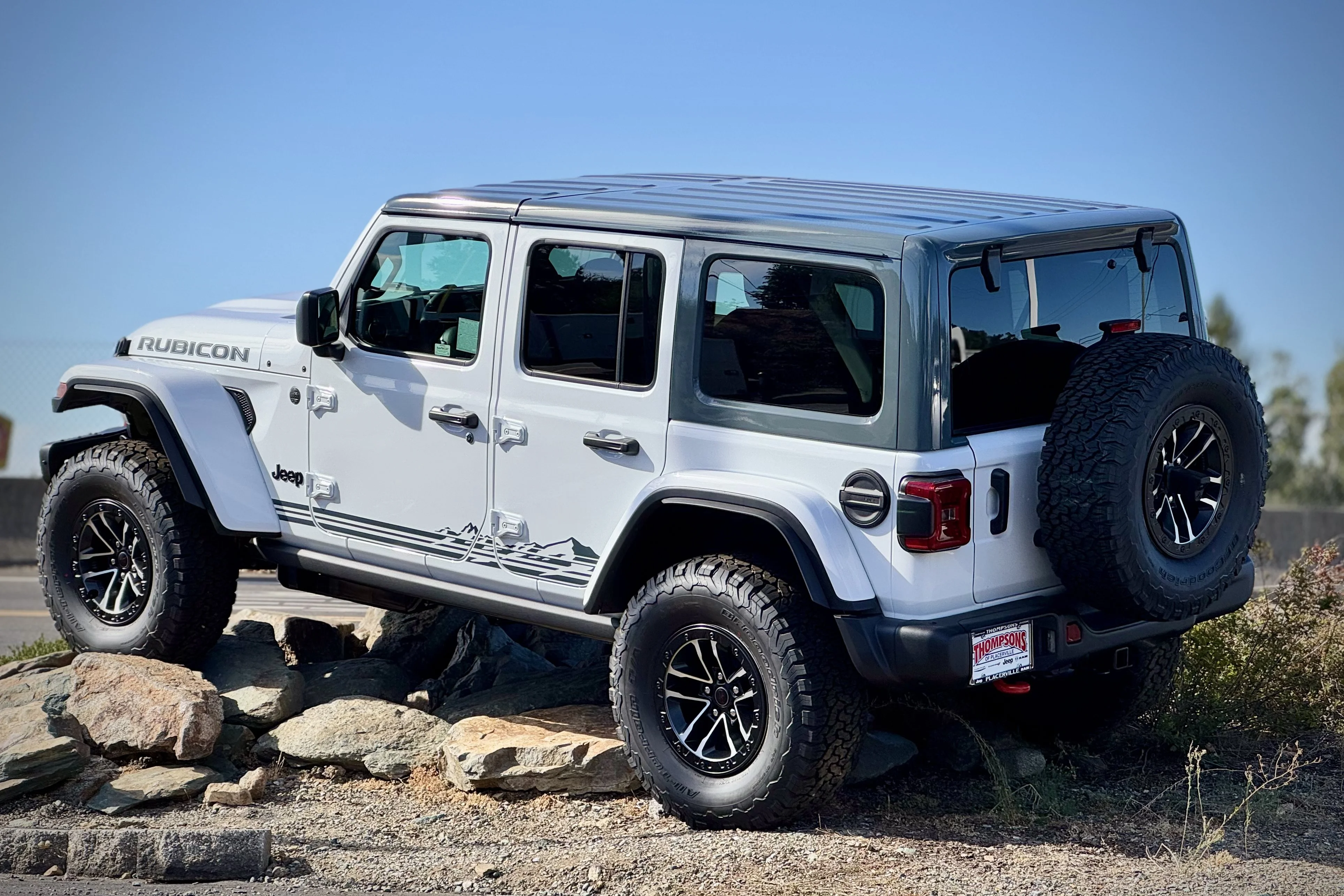 New 2026 Bright White Clearcoat Jeep Rubicon Rockslide image 2