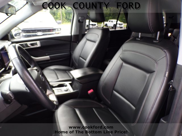 Used 2022 Agate Black Metallic Ford XLT image 3