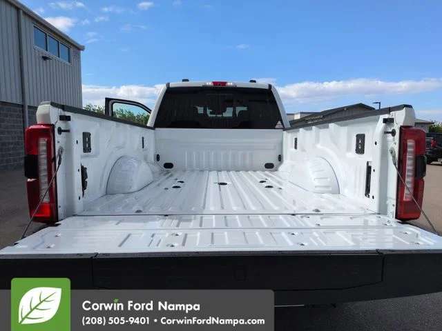 New 2026 Star White Metallic Tri-Coat Ford King Ranch image 28