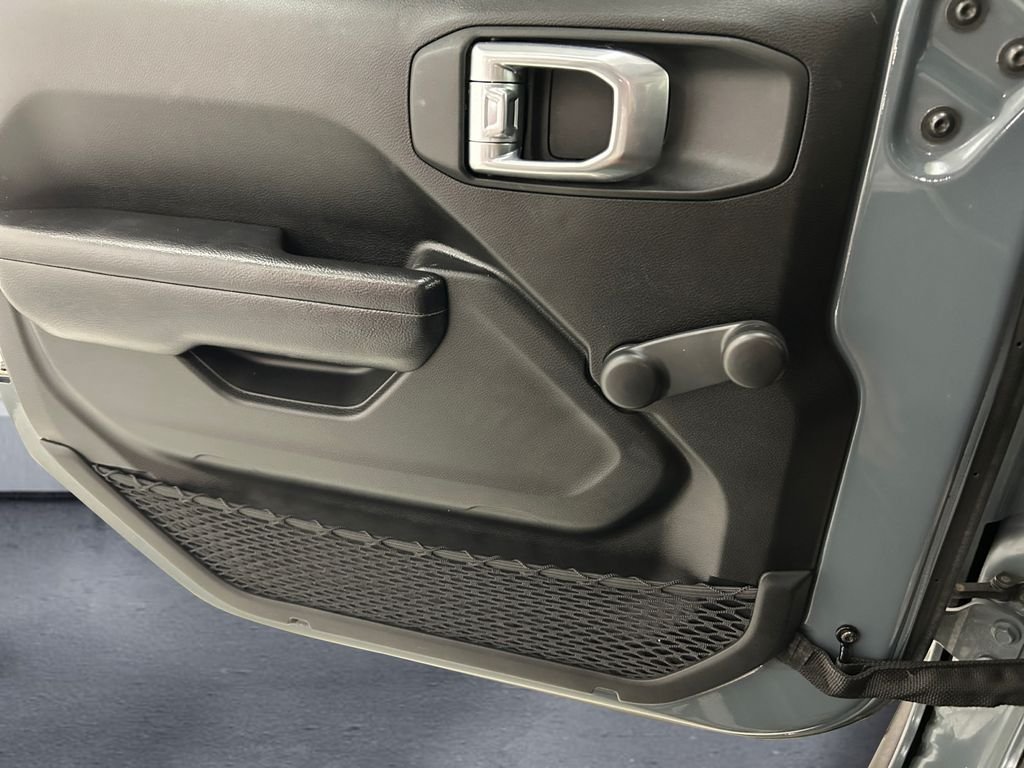 Used 2024 Gray Jeep Sport image 12