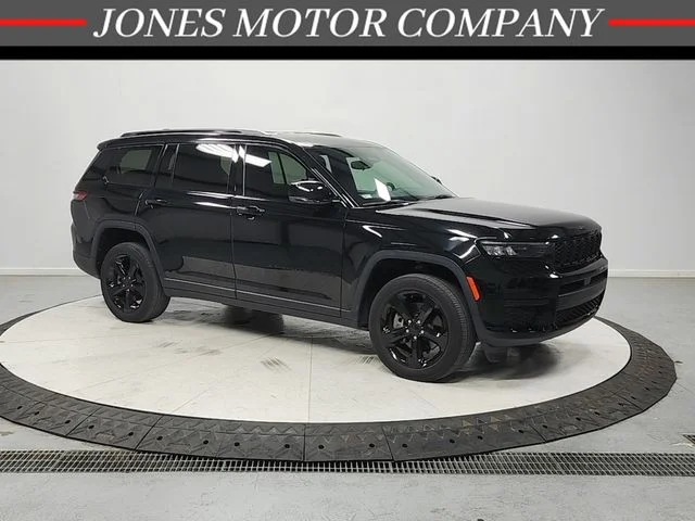 2022 Jeep Grand Cherokee L Altitude's photo