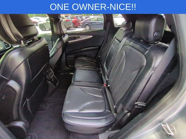 Used 2020 Silver Lincoln Reserve image 32
