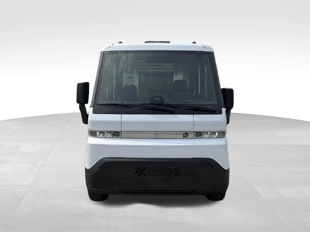 Used 2024 White BrightDrop Base image 15