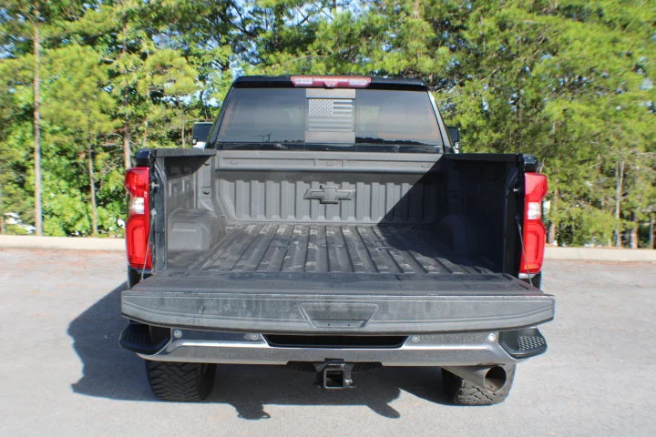Used 2020 BLACK Chevrolet LTZ image 18