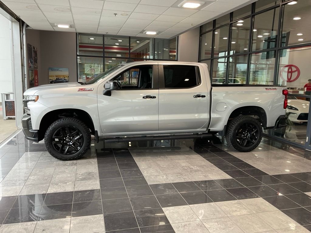 Used 2022 Silver Chevrolet LT Trail Boss image 4
