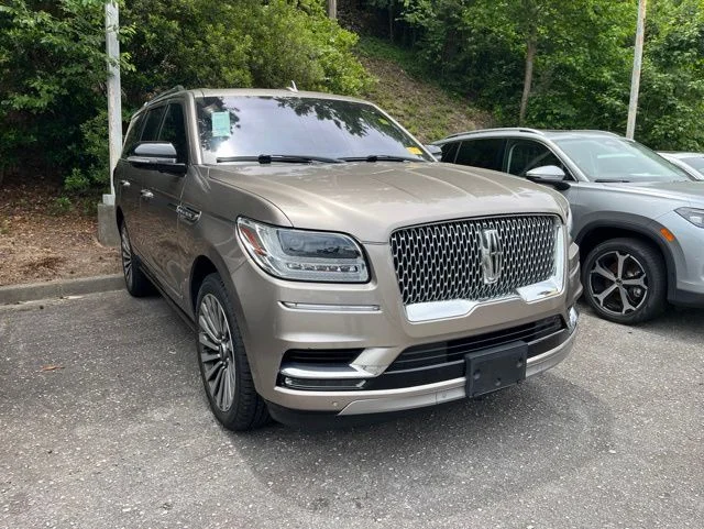 2019 Lincoln Navigator Reserve 4WD's photo