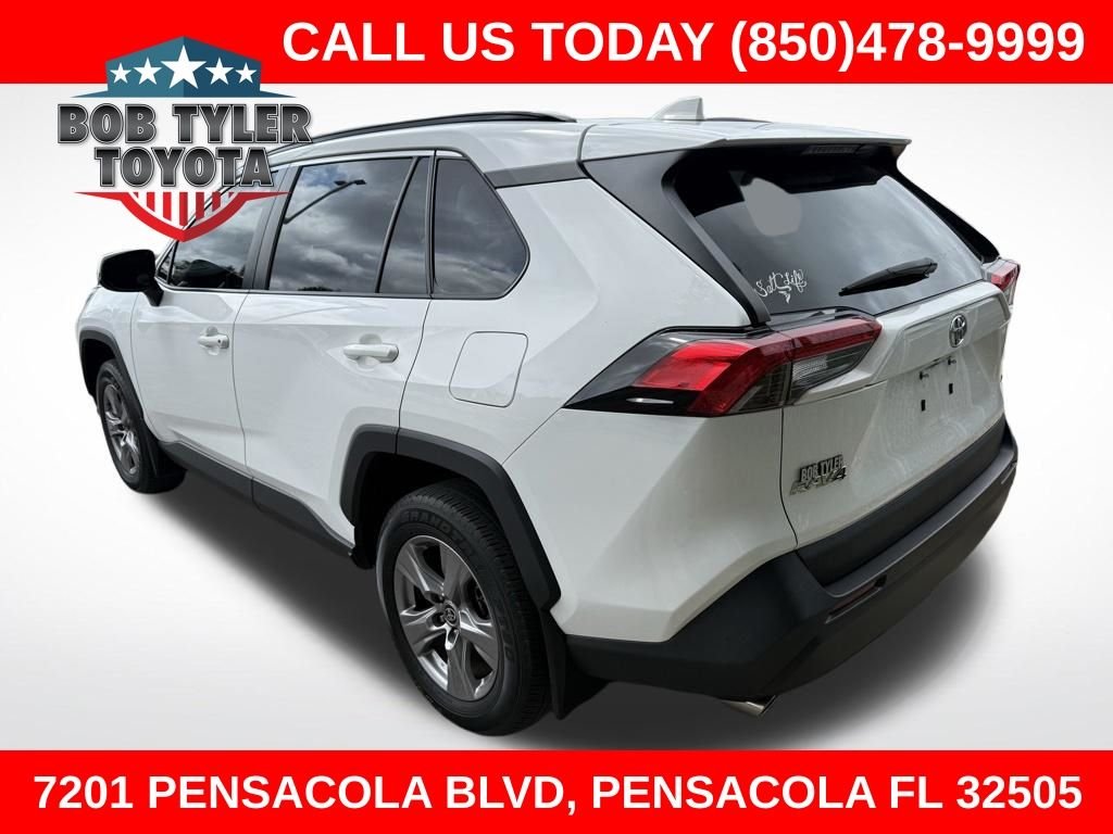 2024 Toyota RAV4 XLE FWD's photo